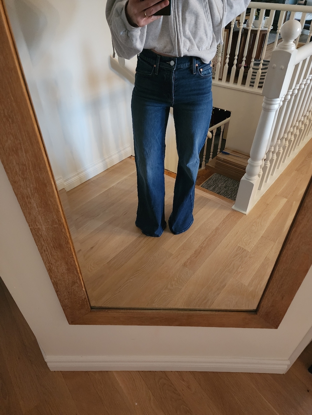 MOTHER TOMCAT ROLLER Perfectly Imperfect Wash High-Rise Wideleg Jeans